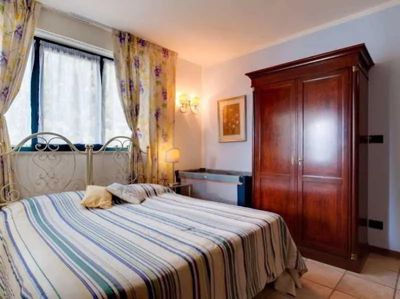 Residence Gardasee Apartments With Lake View Pai