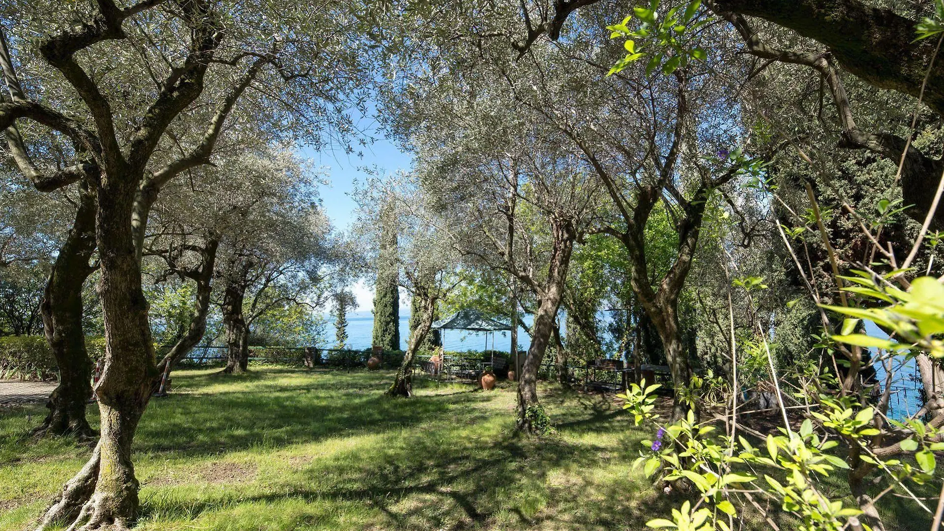 Hotel Residence Gardasee Apartments With Lake View Pai