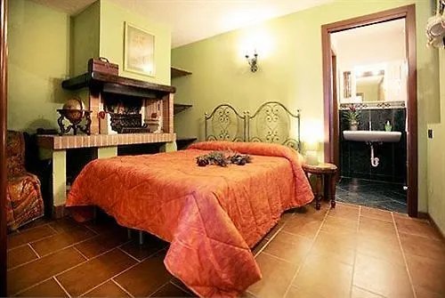 Residence Gardasee Apartments With Lake View Pai 2*,  Italy