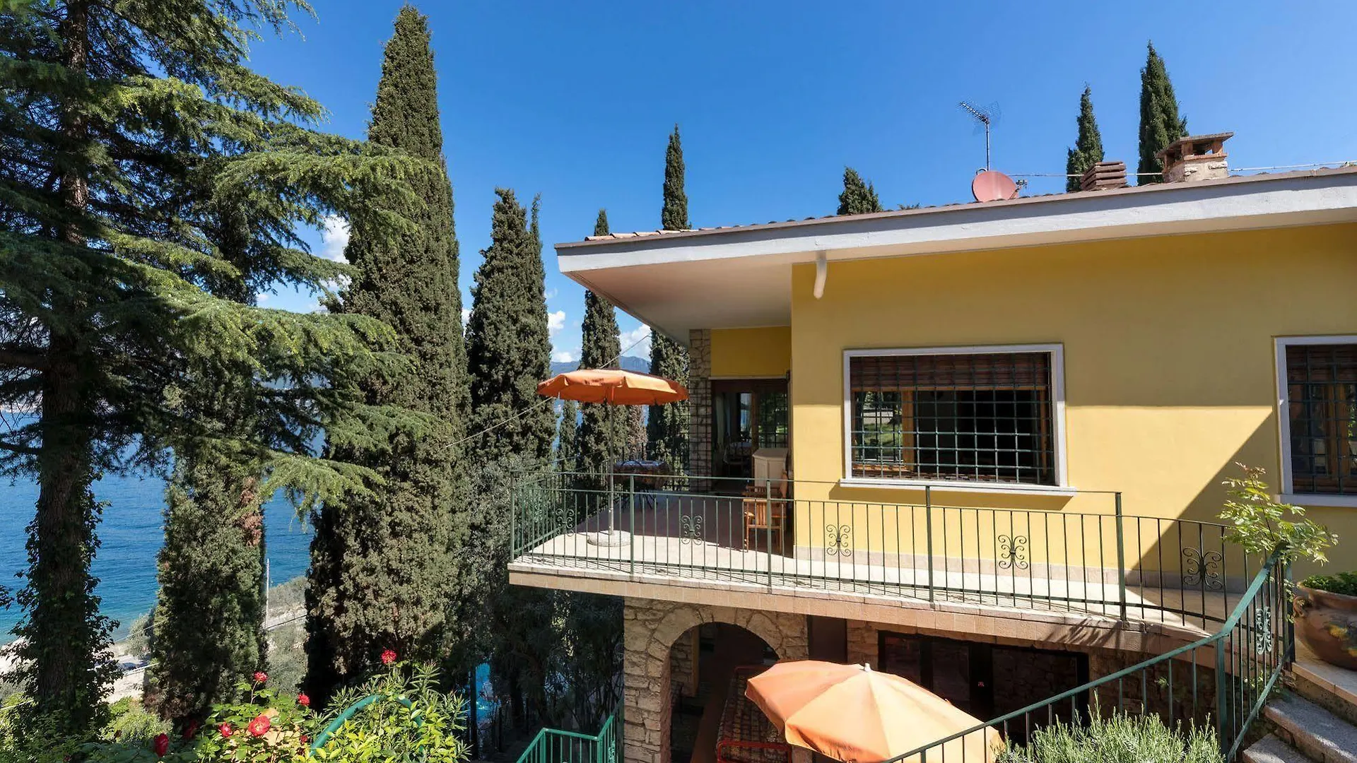 Residence Gardasee Apartments With Lake View Pai Italie