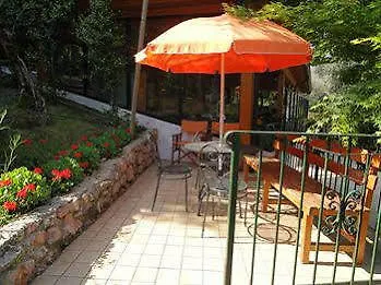 Residence Gardasee Apartments With Lake View Pai 2*,